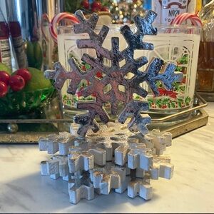 Silver and White Wooden Snowflake Holiday Coasters